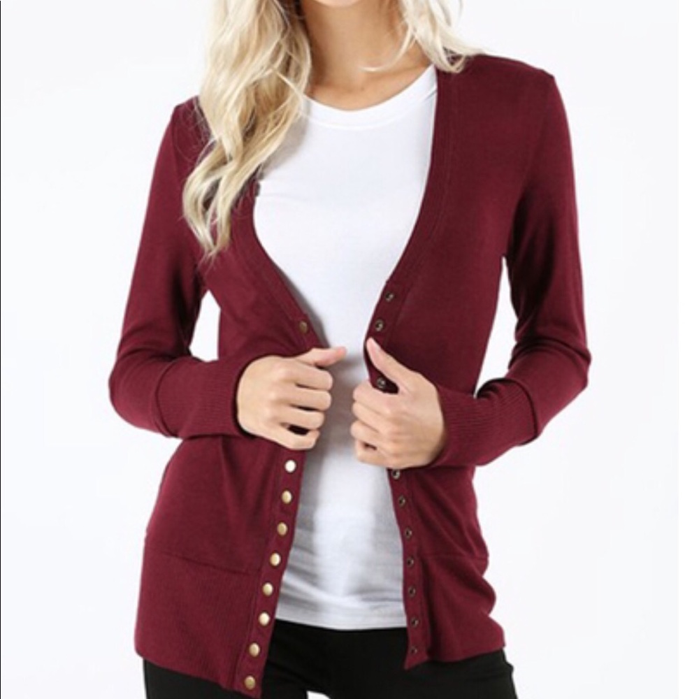 Cardigan in Sweet Cranberry-😍